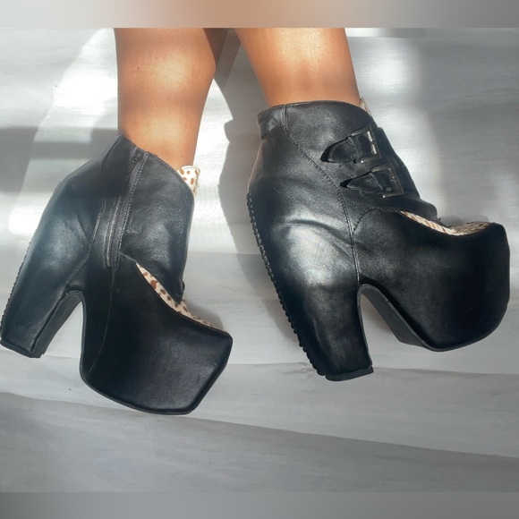 Jeffrey Campbell warrant boot platforms sz 8 - Picture 3 of 5